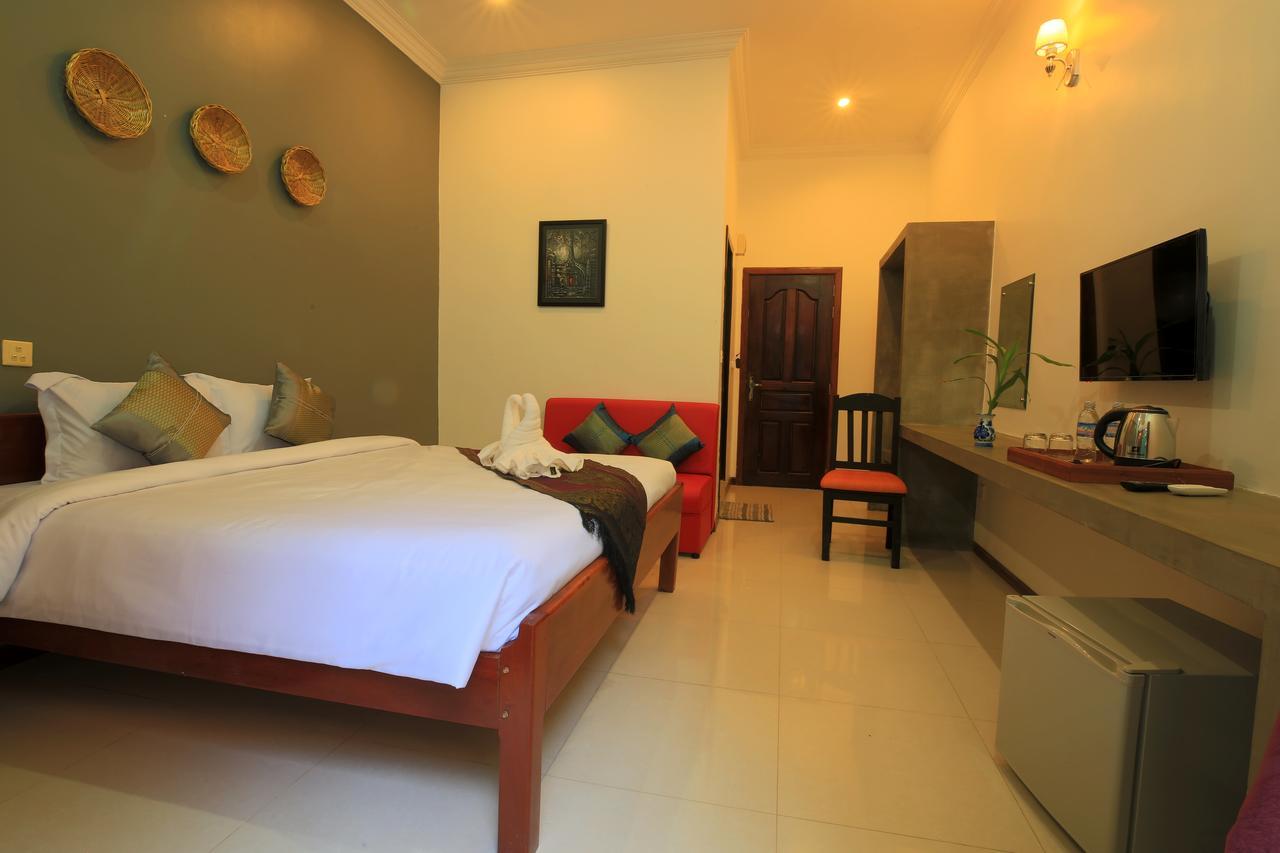 Отель Sakun Angkor Boutique Сиемрип Экстерьер фото